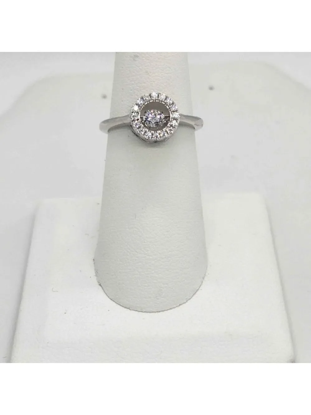 Brand New   Sterling Silver 925 Dancing Stone Ring